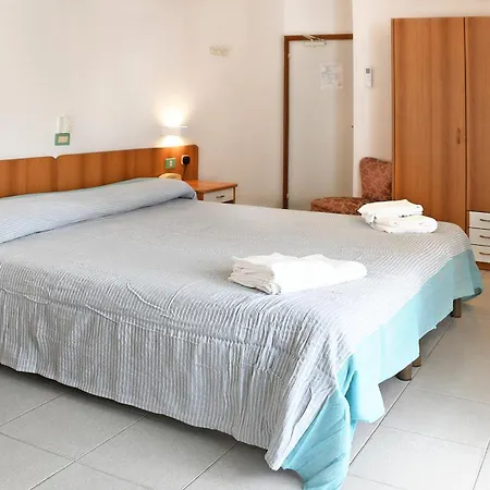 Exclusive In Pieno Centro - Nuova Gestione 2025 2* Riccione