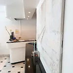 Exclusive - In Pieno Centro A Pochi Passi Dal Mare 2* Риччоне