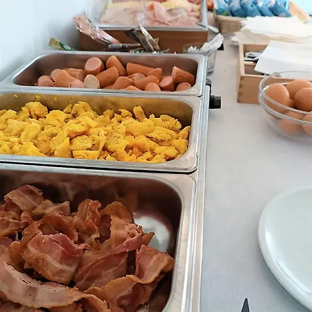 Exclusive In Pieno Centro - Nuova Gestione 2025 2* Riccione