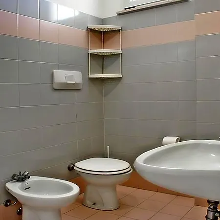 Exclusive - In Pieno Centro A Pochi Passi Dal Mare Hotel 2*