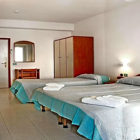 Exclusive - In Pieno Centro A Pochi Passi Dal Mare Hotel