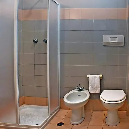 Exclusive - In Pieno Centro A Pochi Passi Dal Mare Hotel 2*
