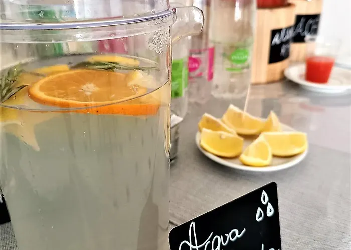 Exclusive - In Pieno Centro A Pochi Passi Dal Mare 2*