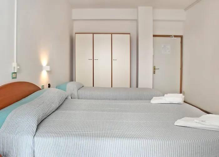 Exclusive - In Pieno Centro A Pochi Passi Dal Mare ホテル リッチョーネ