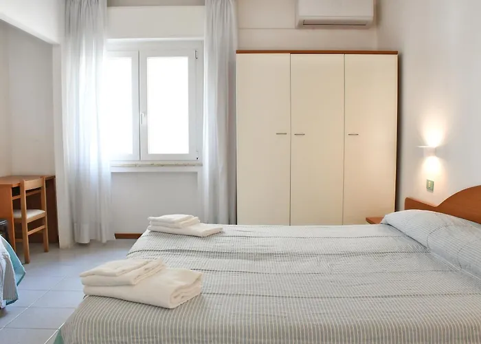 Exclusive - In Pieno Centro A Pochi Passi Dal Mare 2* リッチョーネ