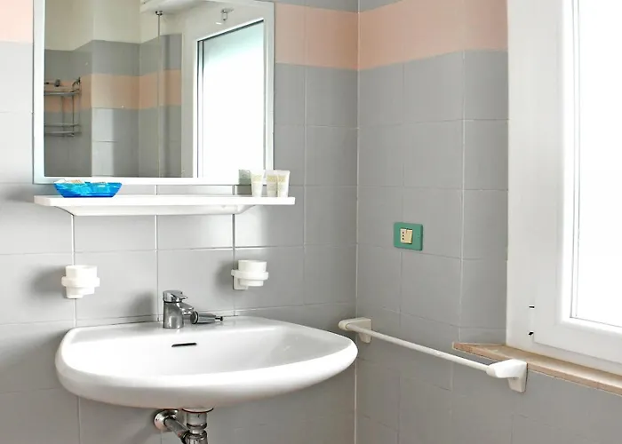 Exclusive - In Pieno Centro A Pochi Passi Dal Mare