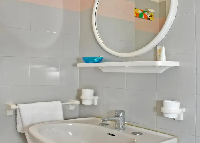 Exclusive - In Pieno Centro A Pochi Passi Dal Mare