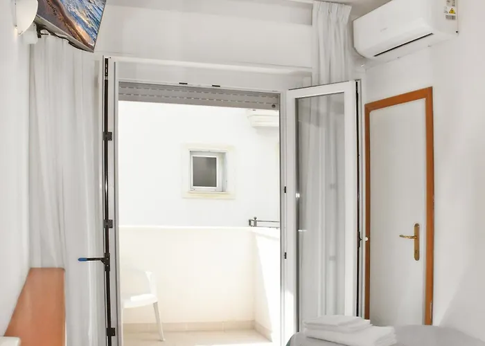 ホテル Exclusive - In Pieno Centro A Pochi Passi Dal Mare リッチョーネ