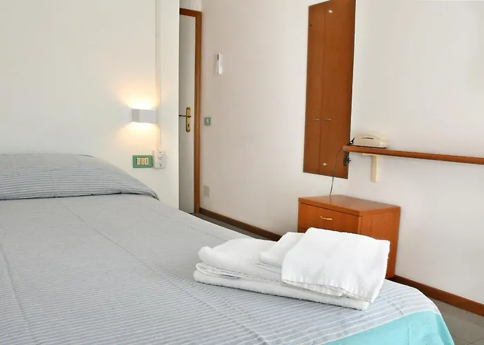 Exclusive - In Pieno Centro A Pochi Passi Dal Mare ホテル